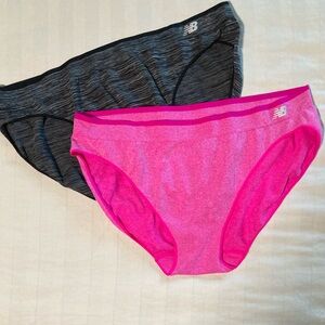 NWOT Bundle of 2: New Balance seamless hipster